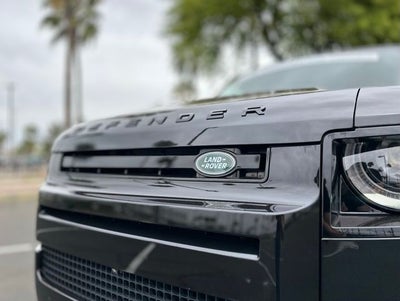 2023 Land Rover Defender 90 V8