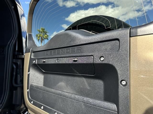 2023 Land Rover Defender 110 X