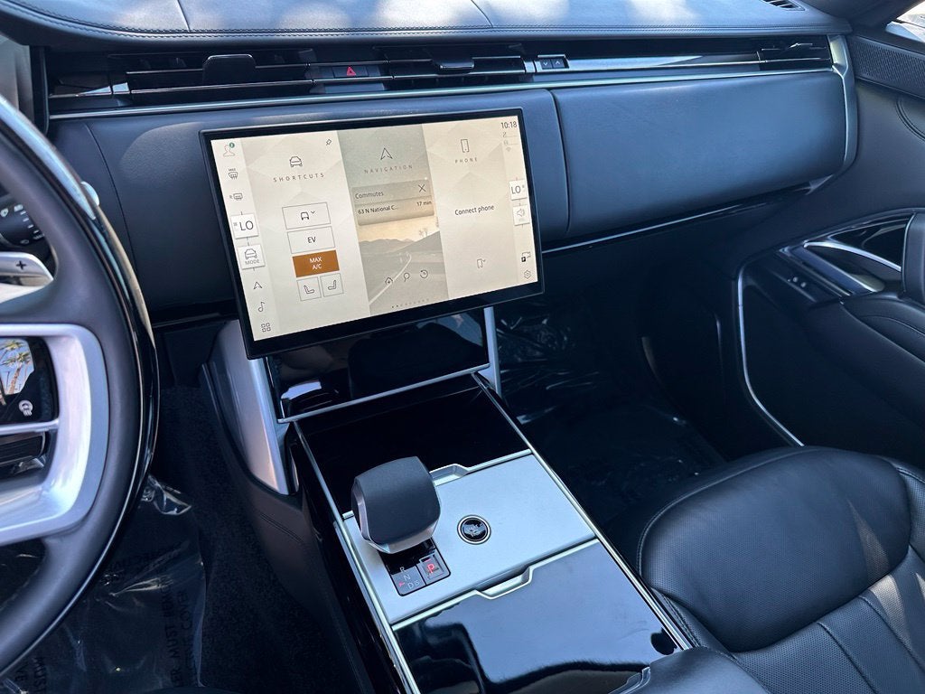 2025 Land Rover Range Rover Plug-In Hybrid Autobiography