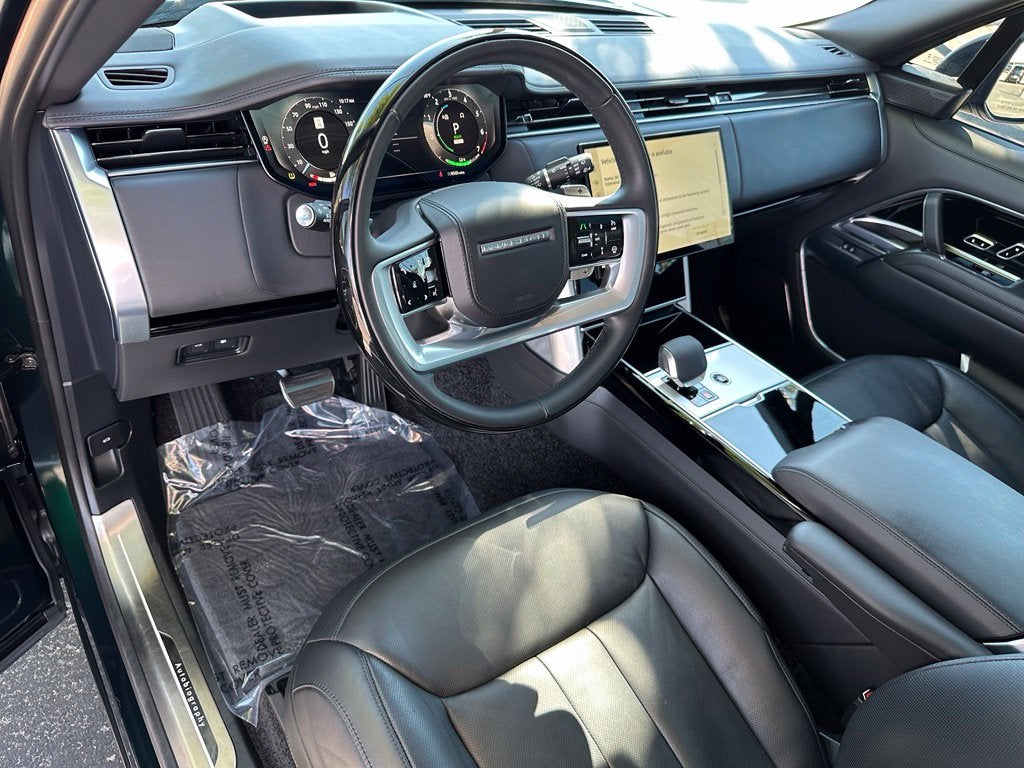 2025 Land Rover Range Rover Plug-In Hybrid Autobiography
