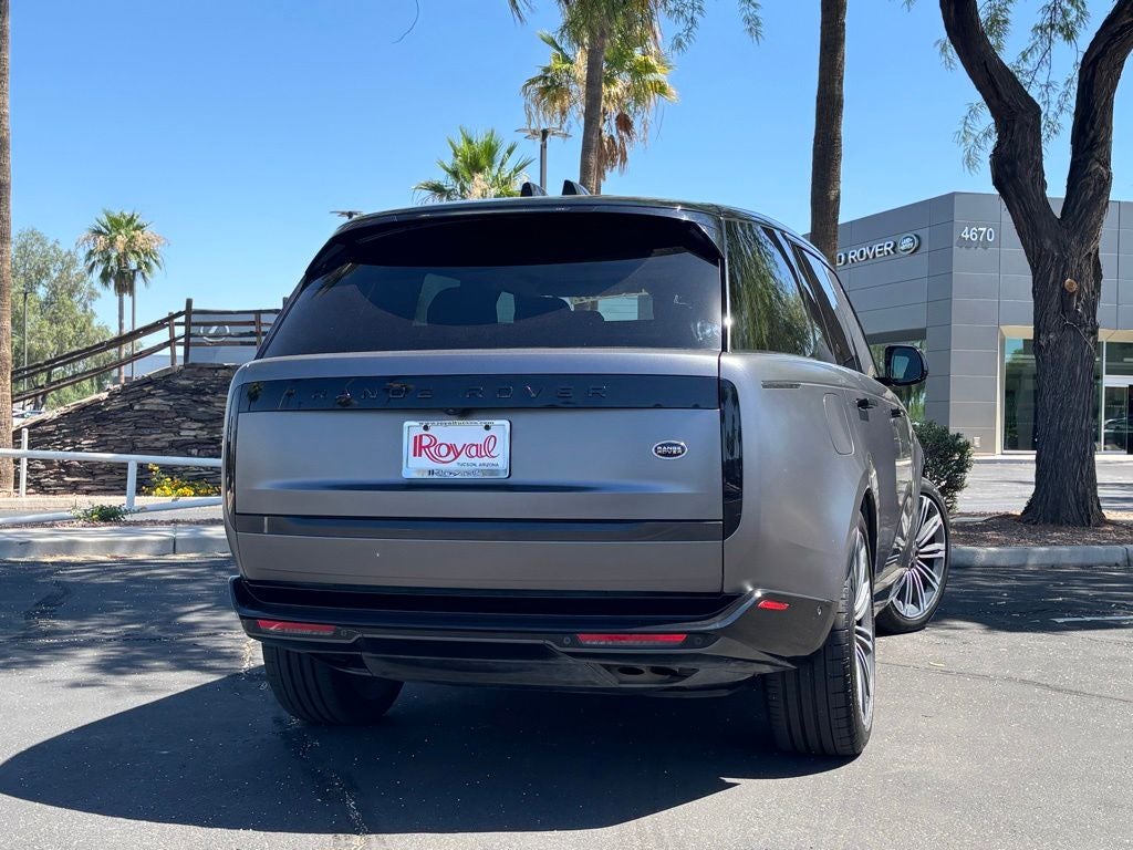 2023 Land Rover Range Rover SE
