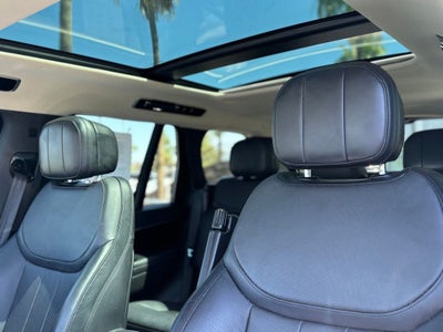 2023 Land Rover Range Rover SE