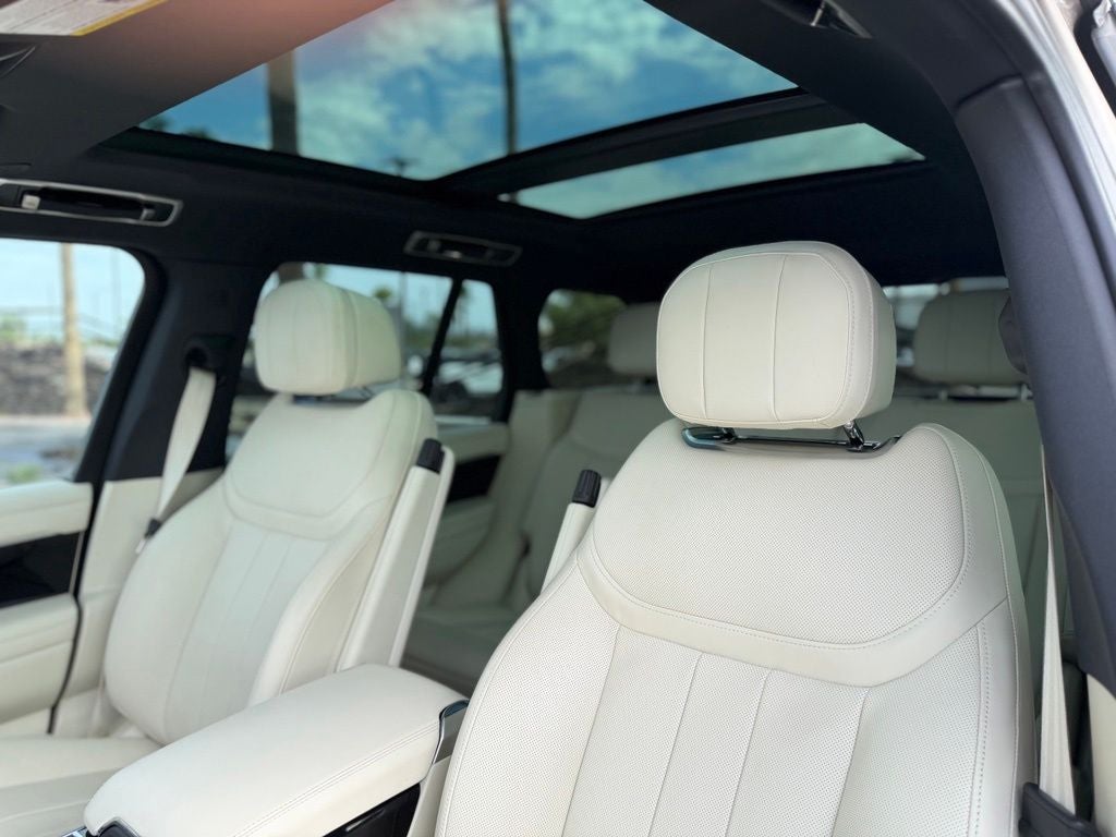 2023 Land Rover Range Rover SE