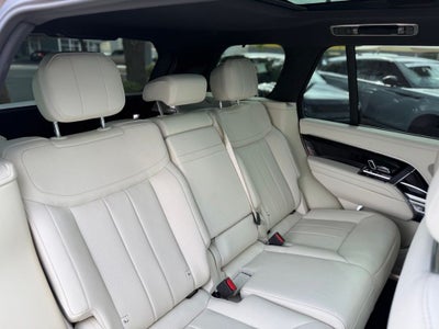 2023 Land Rover Range Rover SE