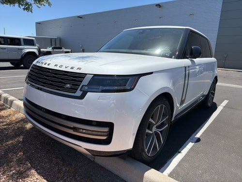 2025 Land Rover Range Rover SE