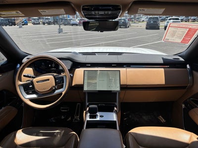 2025 Land Rover Range Rover SE