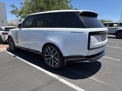 2025 Land Rover Range Rover SE