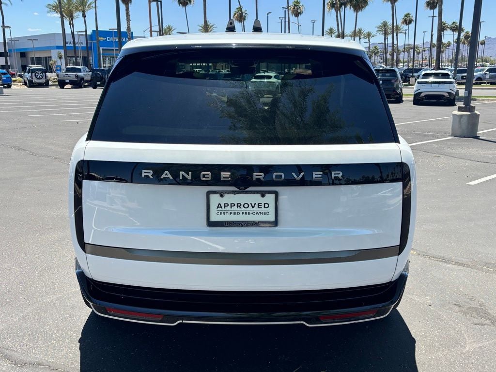 2025 Land Rover Range Rover SE