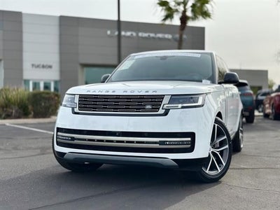2025 Land Rover Range Rover Plug-In Hybrid SE