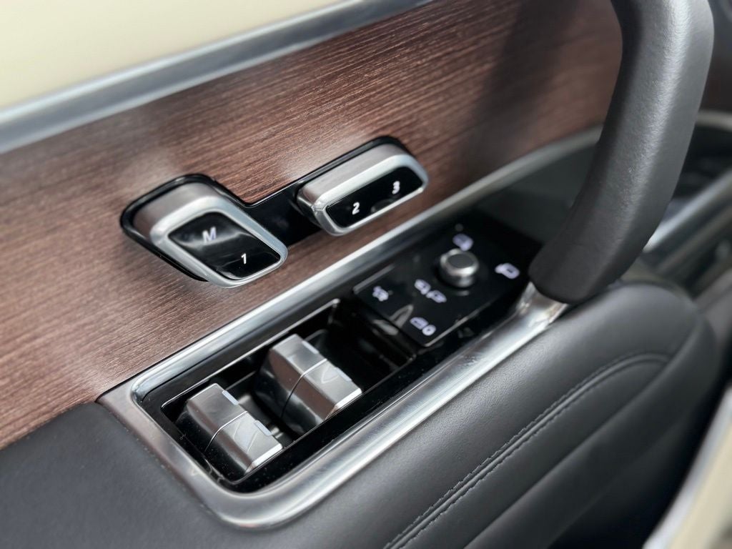 2024 Land Rover Range Rover SE