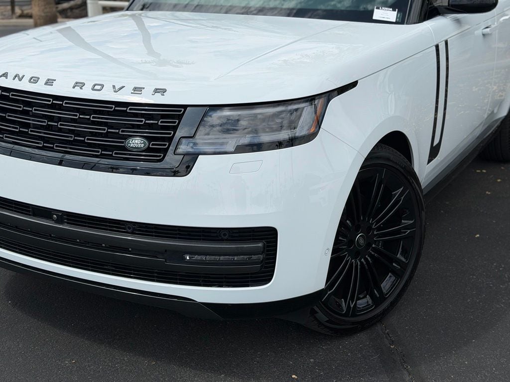 2024 Land Rover Range Rover SE