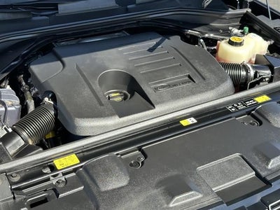 2025 Land Rover Range Rover SE