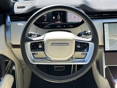 2025 Land Rover Range Rover SE