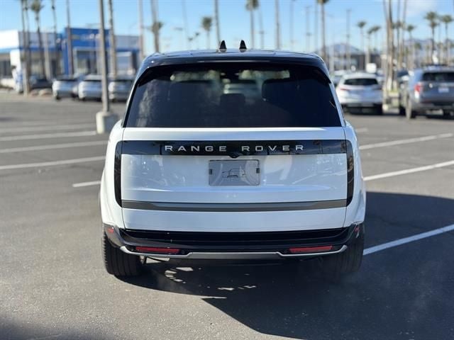 2025 Land Rover Range Rover SE LWB