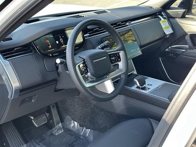 2025 Land Rover Range Rover SE LWB