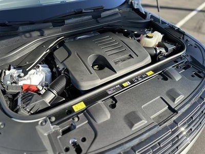 2025 Land Rover Range Rover SE LWB