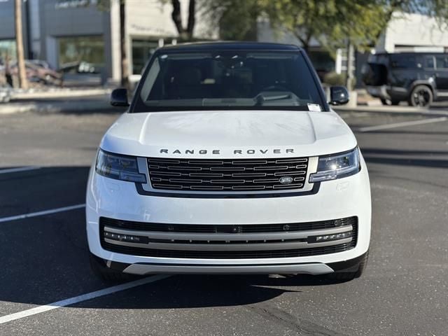 2025 Land Rover Range Rover SE LWB