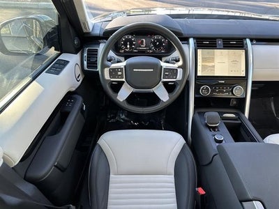 2025 Land Rover Discovery S