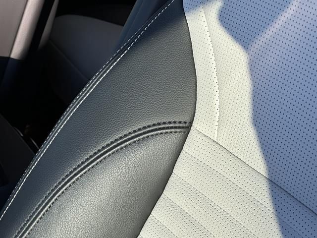 2025 Land Rover Discovery S