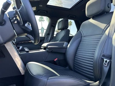 2025 Land Rover Discovery S