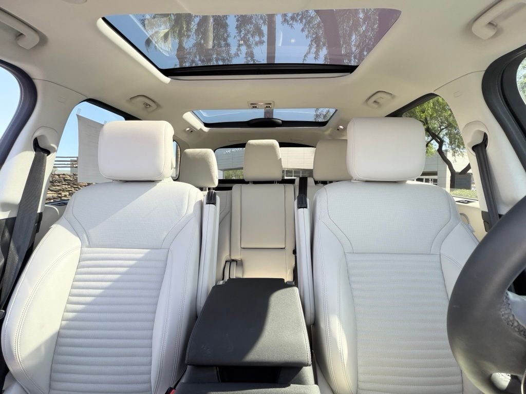 2025 Land Rover Discovery S