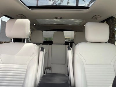 2025 Land Rover Discovery Dynamic SE