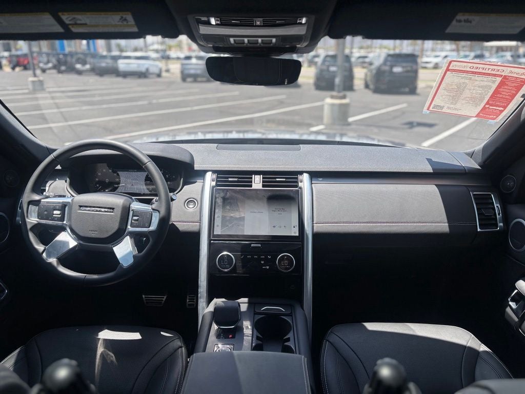 2025 Land Rover Discovery Dynamic SE
