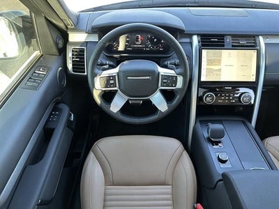 2025 Land Rover Discovery Dynamic SE
