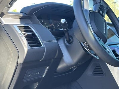 2025 Land Rover Discovery Dynamic SE