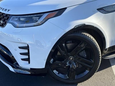 2025 Land Rover Discovery Dynamic SE