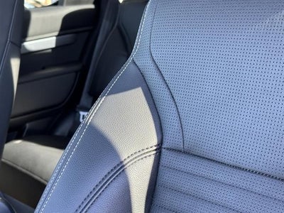 2025 Land Rover Discovery Dynamic SE