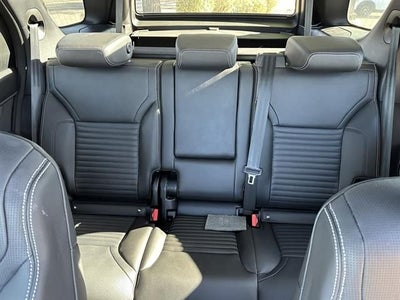 2025 Land Rover Discovery Dynamic SE