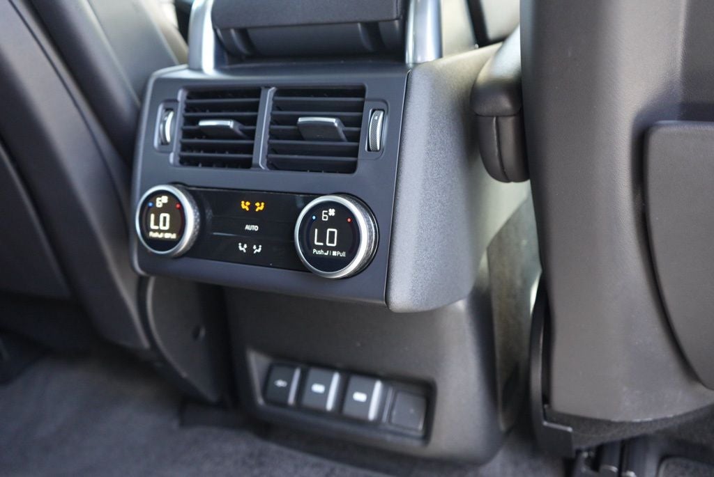 2023 Land Rover Discovery HSE R-Dynamic