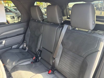 2023 Land Rover Discovery S R-Dynamic