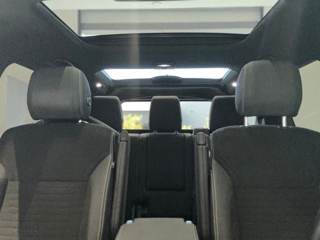 2023 Land Rover Discovery S R-Dynamic