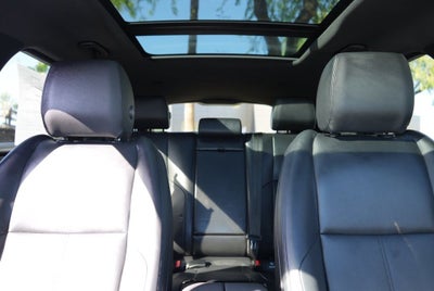 2026 Land Rover Range Rover Velar Dynamic SE