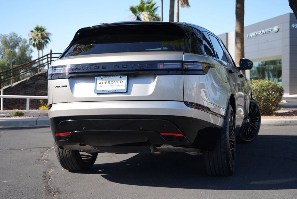 2026 Land Rover Range Rover Velar Dynamic SE