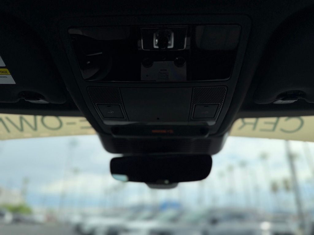 2023 Land Rover Range Rover Evoque R-Dynamic SE