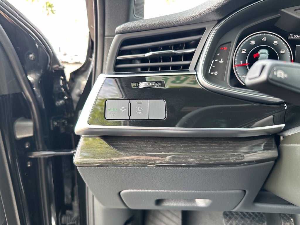 2026 Audi Q7 45 Premium quattro