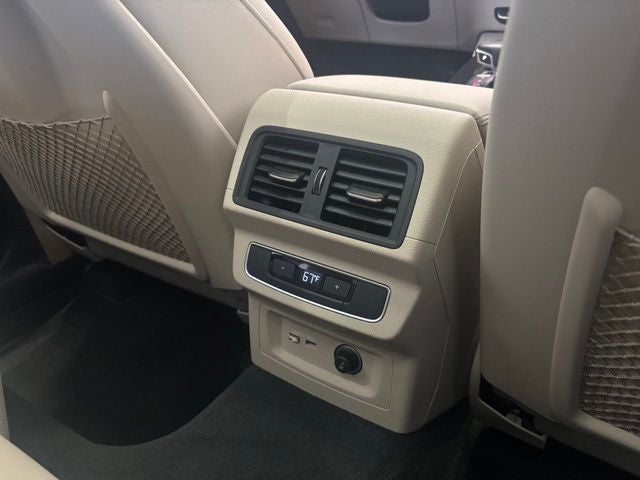 2022 Audi Q5 45 S line Premium quattro