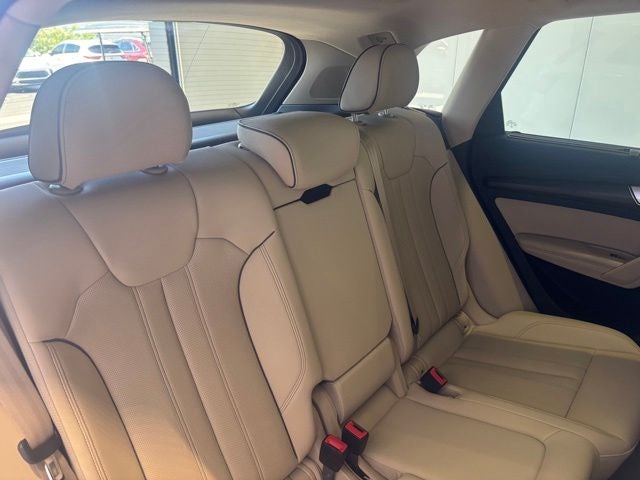 2022 Audi Q5 45 S line Premium quattro