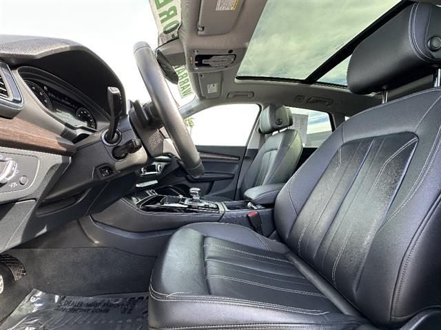 2023 Audi Q5 45 S line Premium Plus quattro