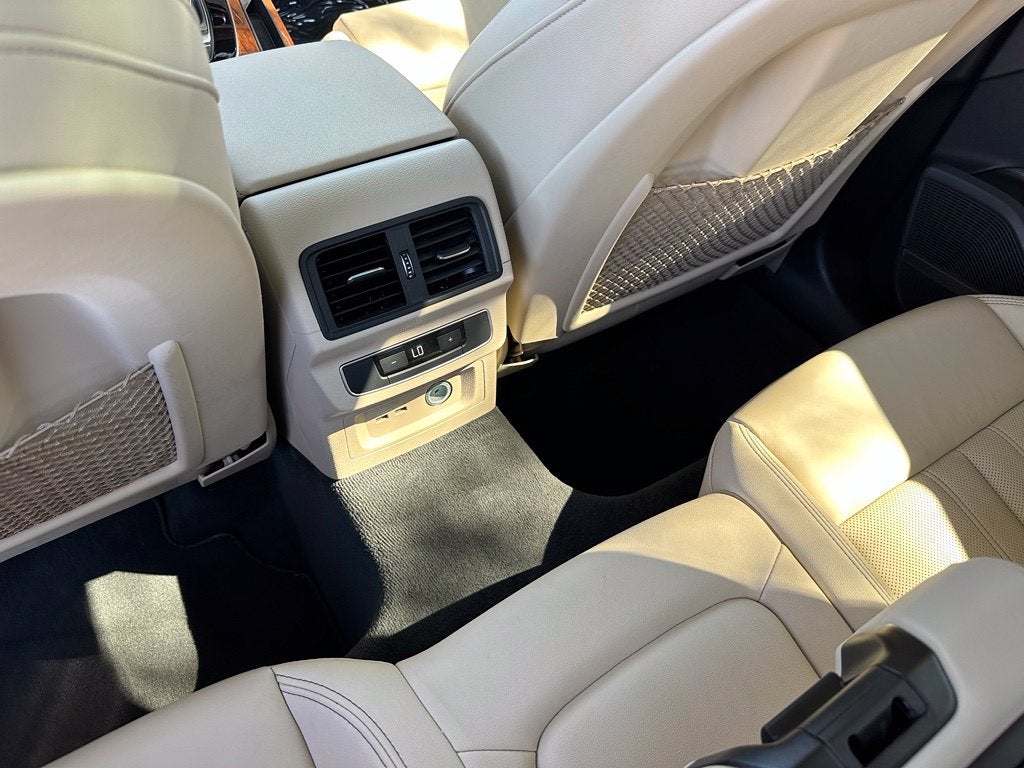 2023 Audi Q5 45 S line Premium quattro