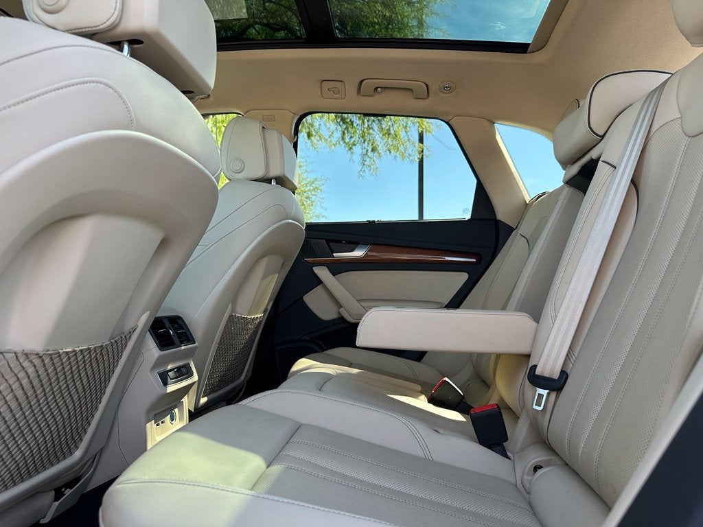 2023 Audi Q5 45 S line Premium quattro