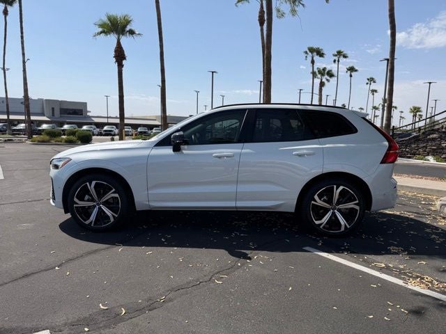 2025 Volvo XC60 B5 Ultra