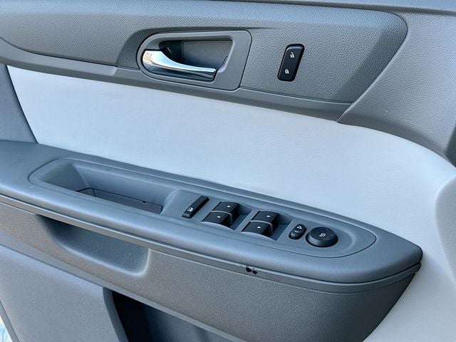 2013 GMC Acadia SLE-2