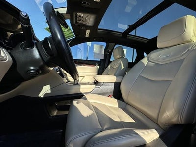 2017 Cadillac XT5 Premium Luxury