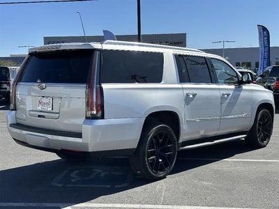 2016 Cadillac Escalade ESV Luxury