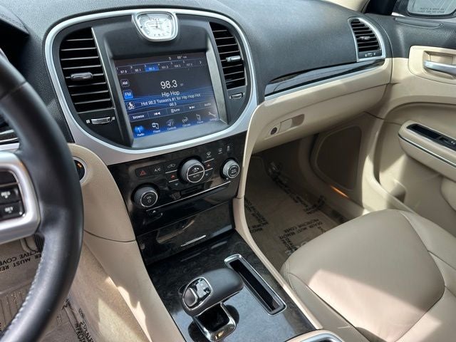 2013 Chrysler 300 Base