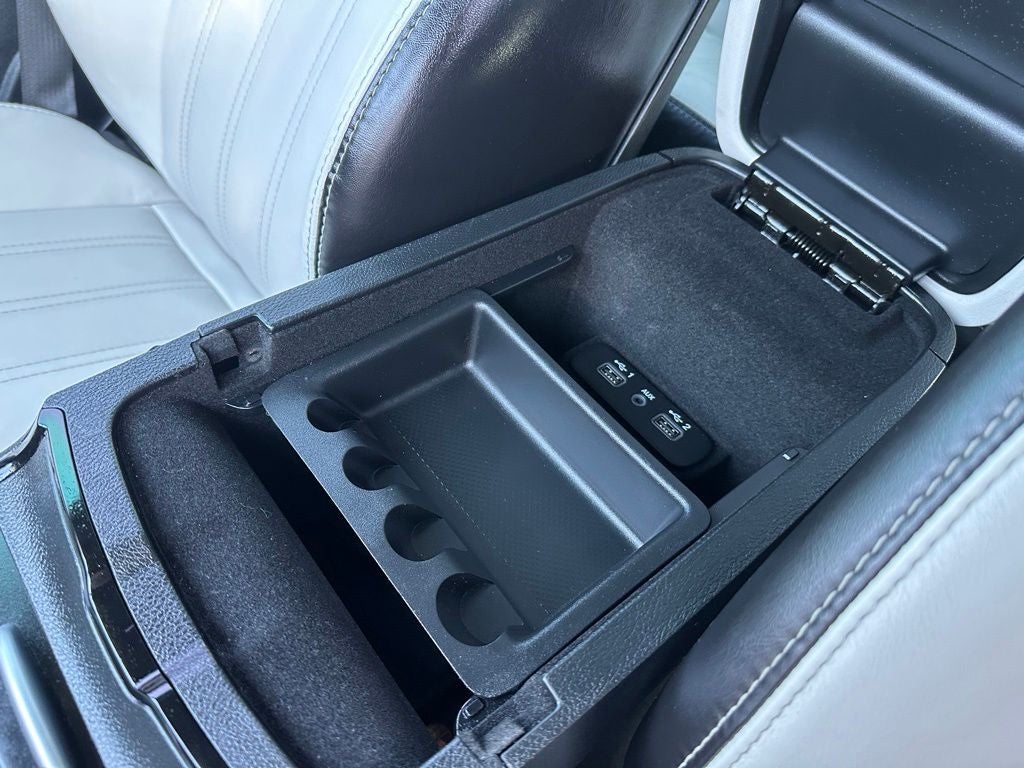 2019 Chrysler 300 S